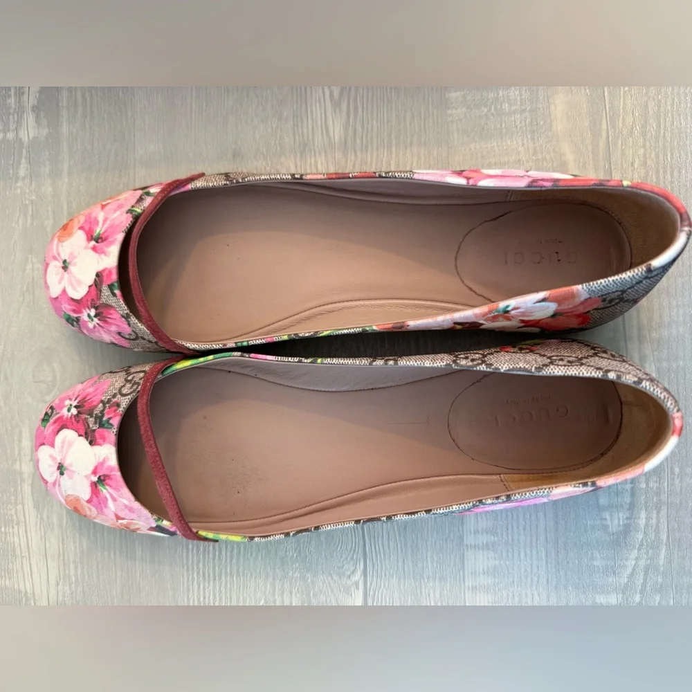 Gucci Pink Floral Flats Size 39+ - Picture 6 of 10